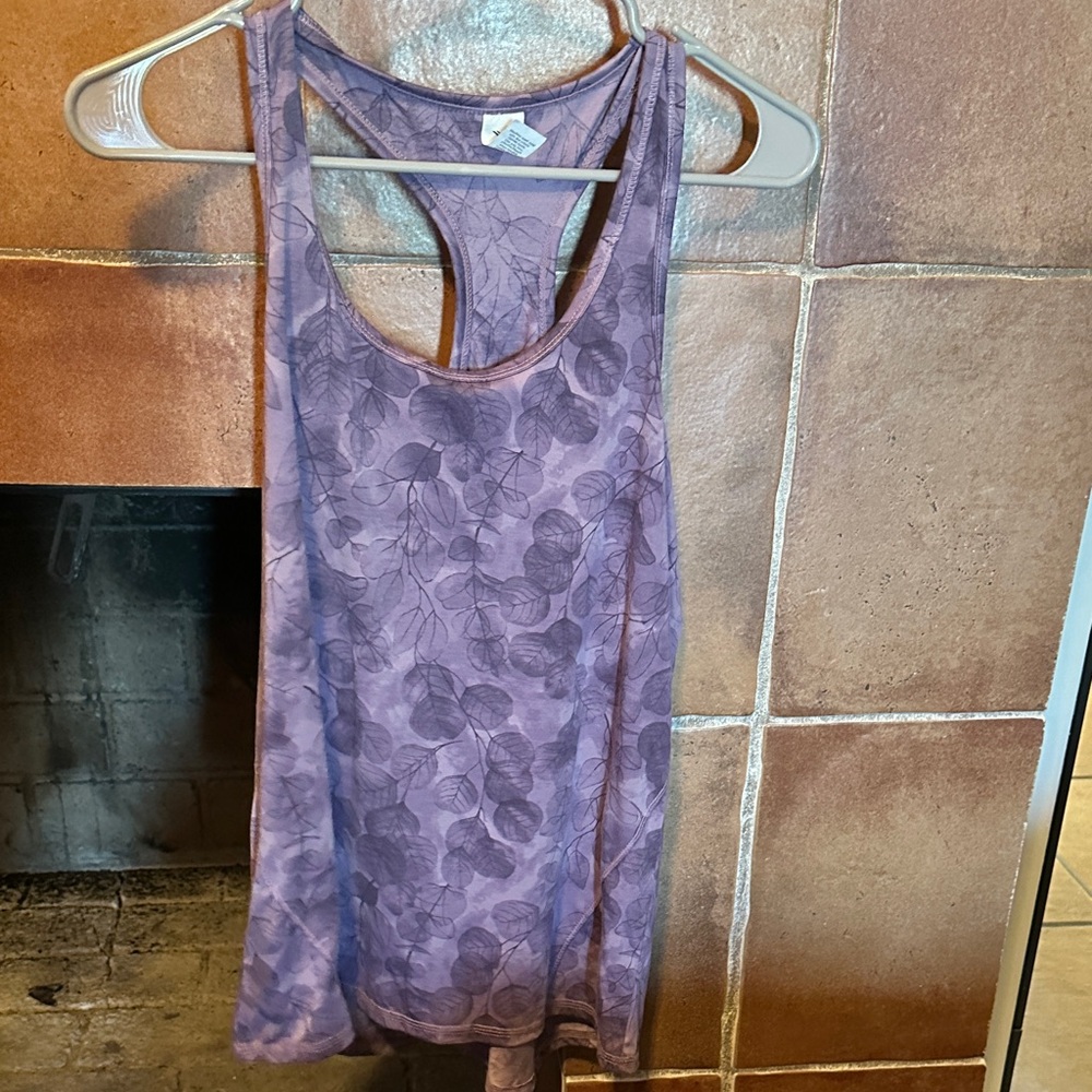Xersion Purple Floral Tank Top